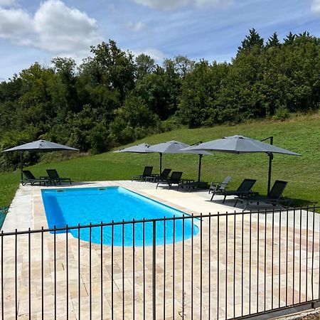 Château des Loups - Les Cèdres Bleus Echire Esterno foto